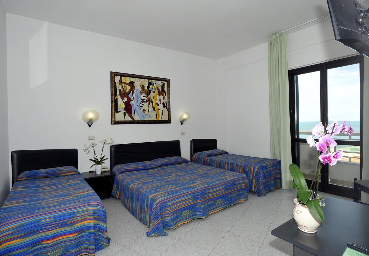 Hotel Borgo Marina Rodi Garganico Exterior photo